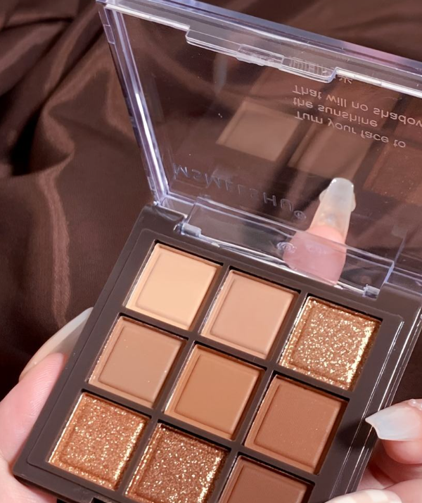 Mocha Chocolate 9-Shade Eyeshadow Palette product visual